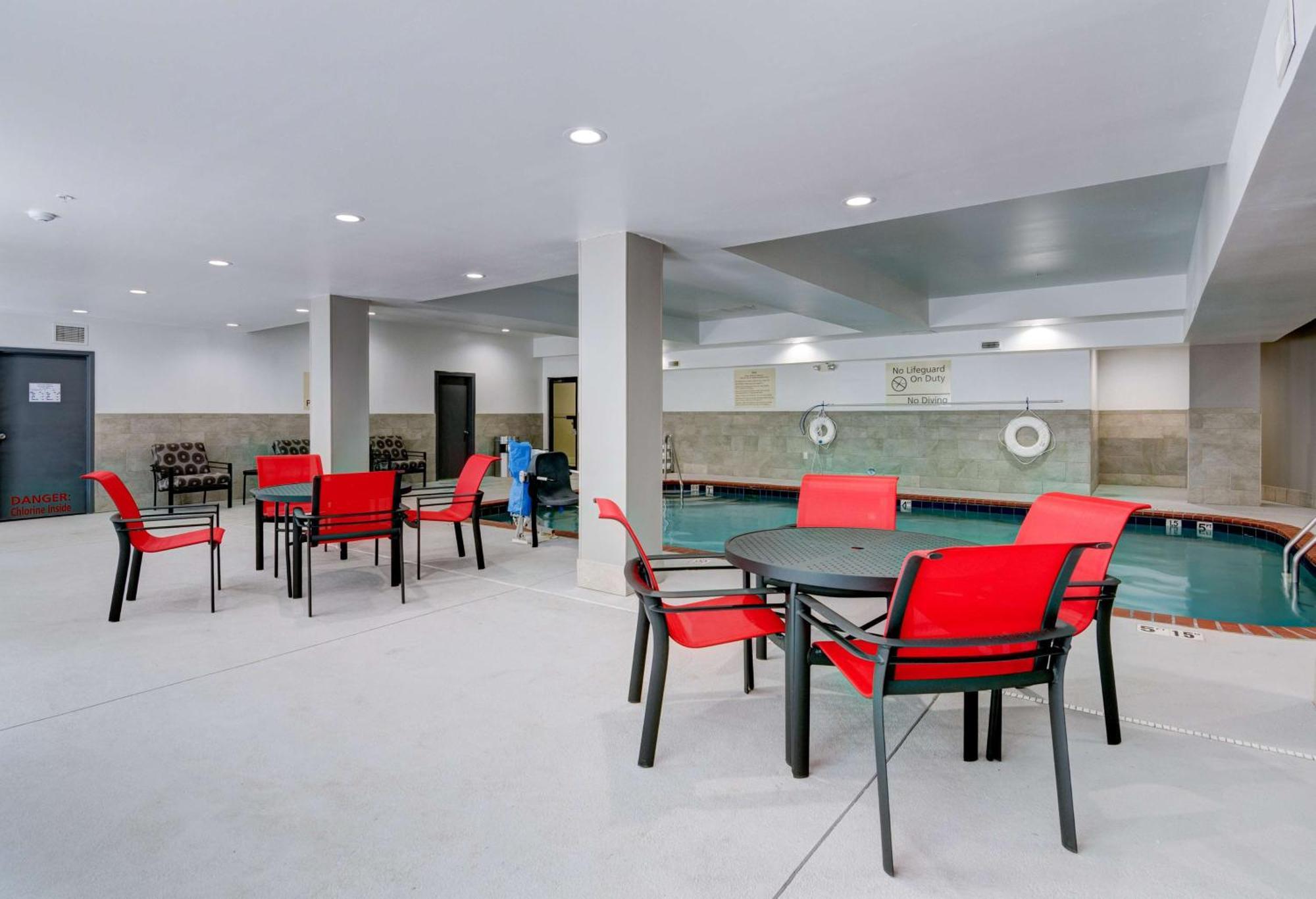 Hampton Inn Salem Exterior foto